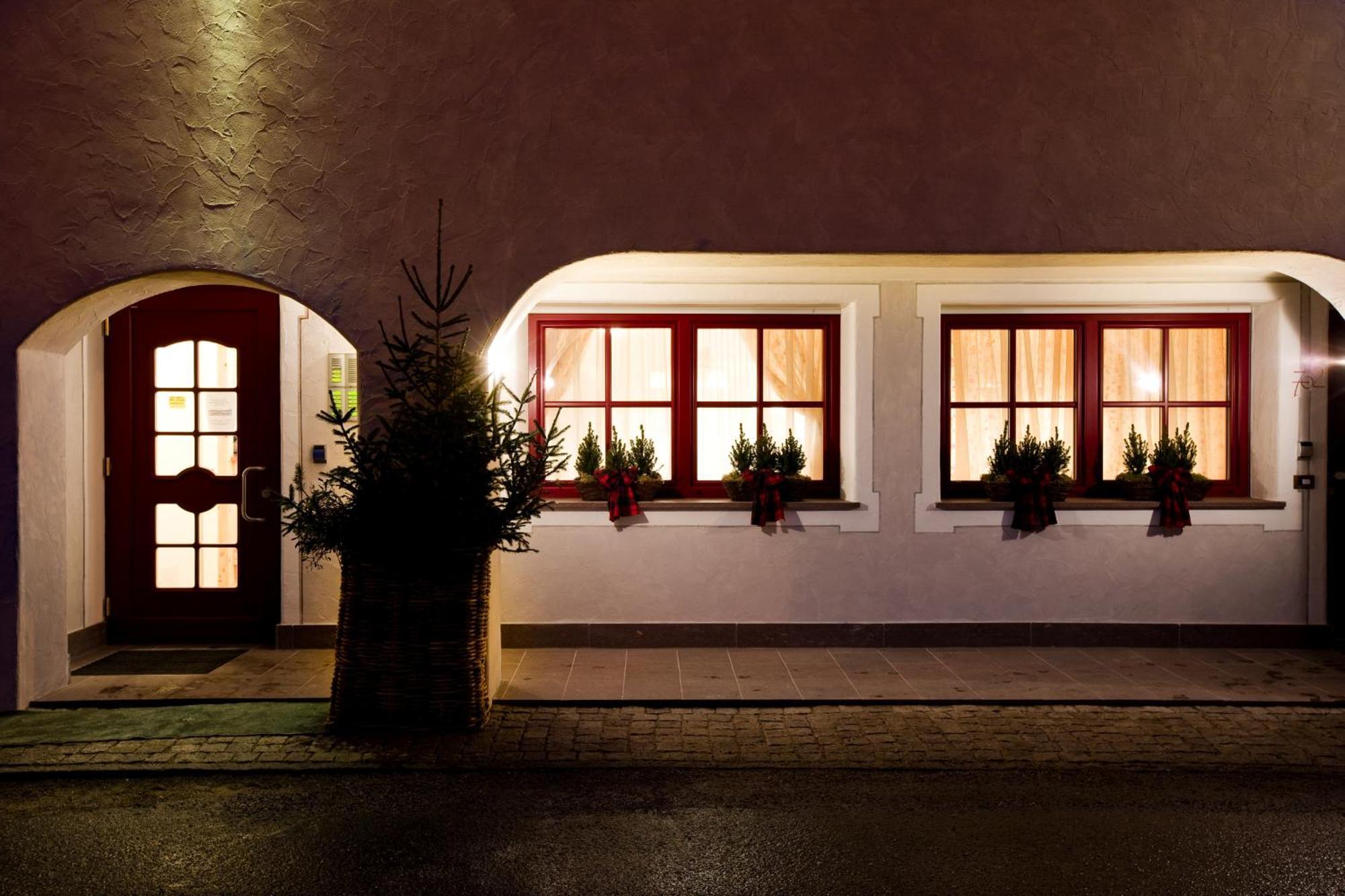 Piculin Alpin Apartments San Martino in Badia Exterior photo